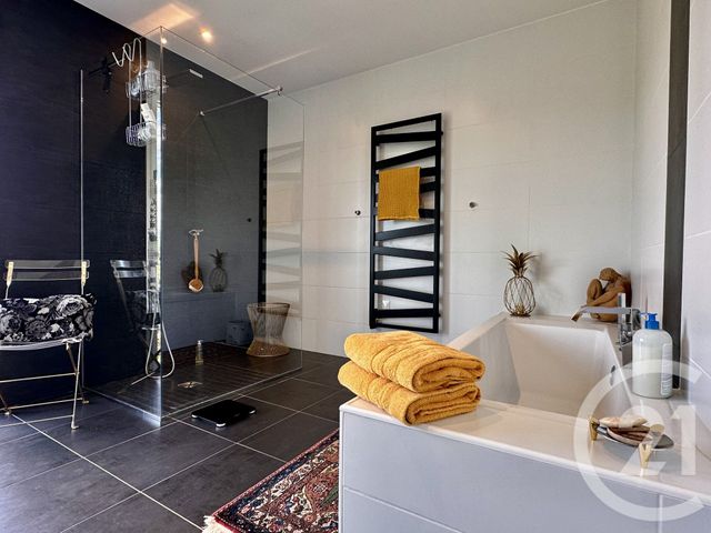 Afficher la photo en grand Maison à vendre - 10 pièces - 240 m2 - Senouillac - 81 - MIDI-PYRENEES