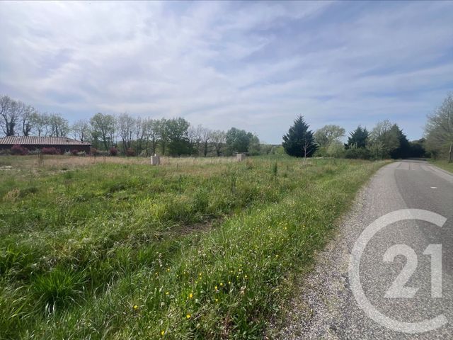 Terrain à vendre - 2043 m2 - Monclar De Quercy - 82 - MIDI-PYRENEES