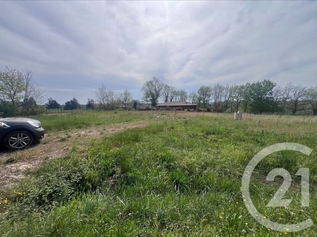 Terrain à vendre - 2043 m2 - Monclar De Quercy - 82 - MIDI-PYRENEES