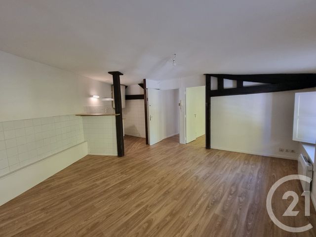 Afficher la photo en grand Appartement T2 à louer - 2 pièces - 55,35 m2 - Gaillac - 81 - MIDI-PYRENEES