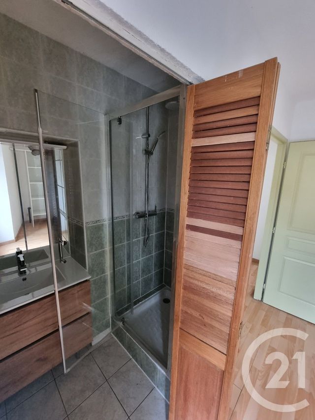 Appartement T3 &agrave; louer - 3 pi&egrave;ces - 54,26 m2 - Gaillac - 81 - MIDI-PYRENEES