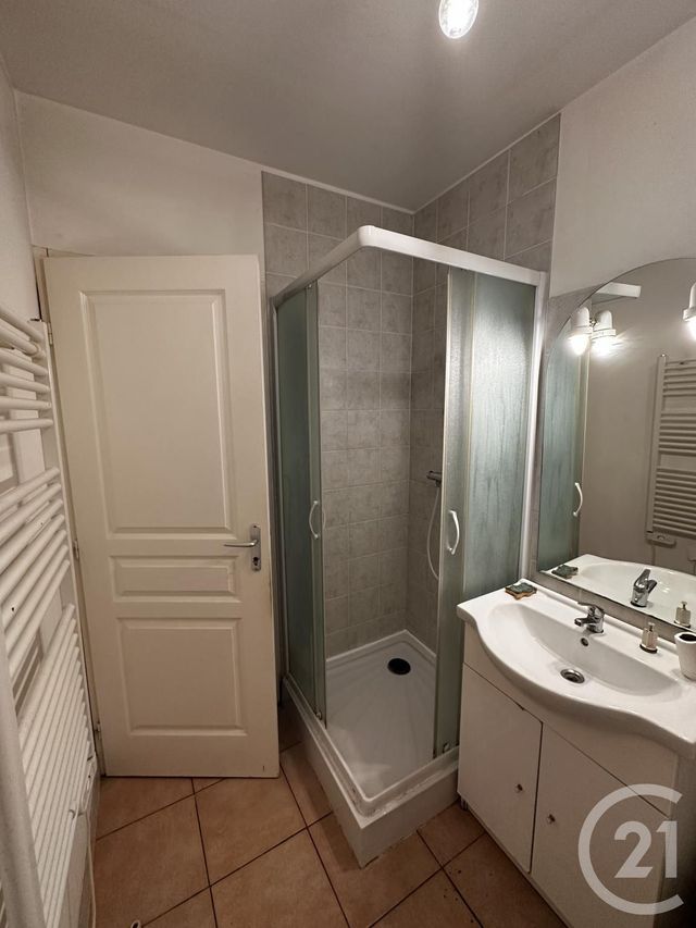 Appartement T3 à louer - 3 pièces - 52,71 m2 - Gaillac - 81 - MIDI-PYRENEES