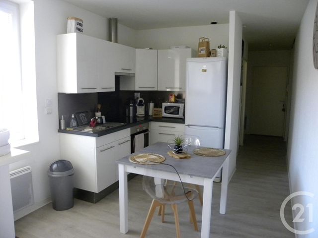 Appartement T2 &agrave; louer - 2 pi&egrave;ces - 56,69 m2 - Gaillac - 81 - MIDI-PYRENEES