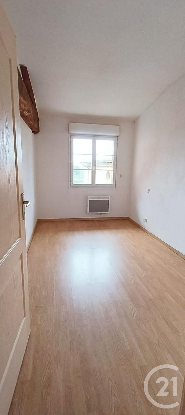 Appartement T3 &agrave; louer - 3 pi&egrave;ces - 61,52 m2 - Gaillac - 81 - MIDI-PYRENEES