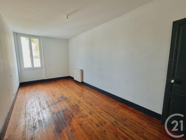 Appartement T3 &agrave; louer - 3 pi&egrave;ces - 66,44 m2 - Gaillac - 81 - MIDI-PYRENEES