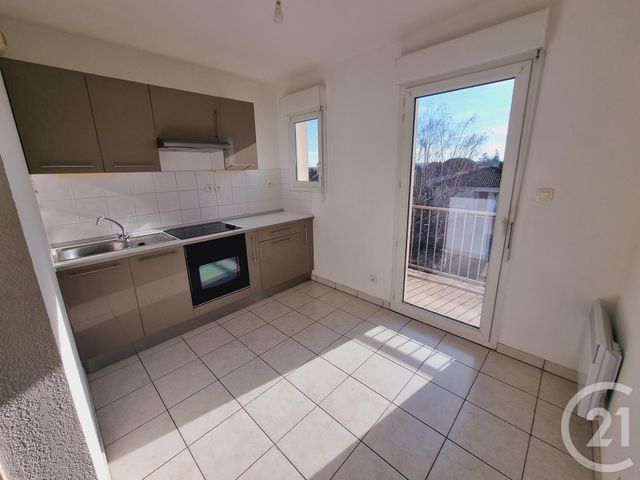 Appartement T2 &agrave; louer - 2 pi&egrave;ces - 65,34 m2 - Gaillac - 81 - MIDI-PYRENEES