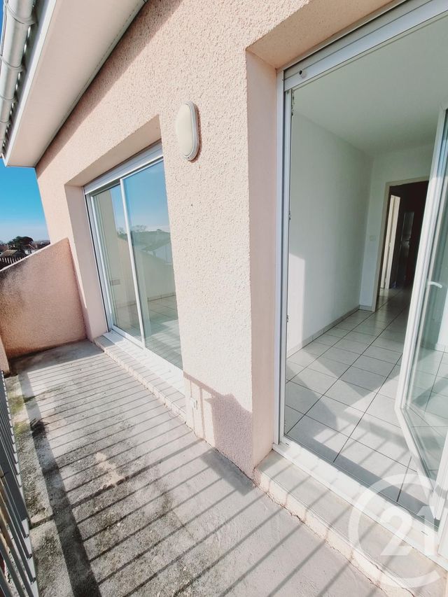 Appartement T2 &agrave; louer - 2 pi&egrave;ces - 65,34 m2 - Gaillac - 81 - MIDI-PYRENEES