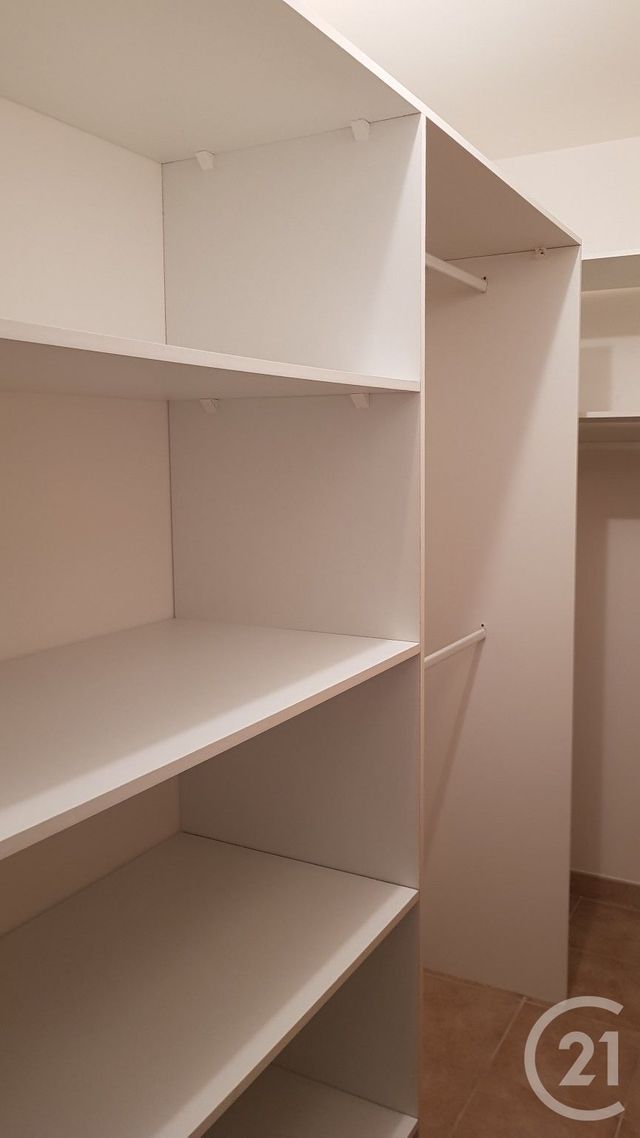 Appartement T4 &agrave; louer - 4 pi&egrave;ces - 91,90 m2 - Gaillac - 81 - MIDI-PYRENEES