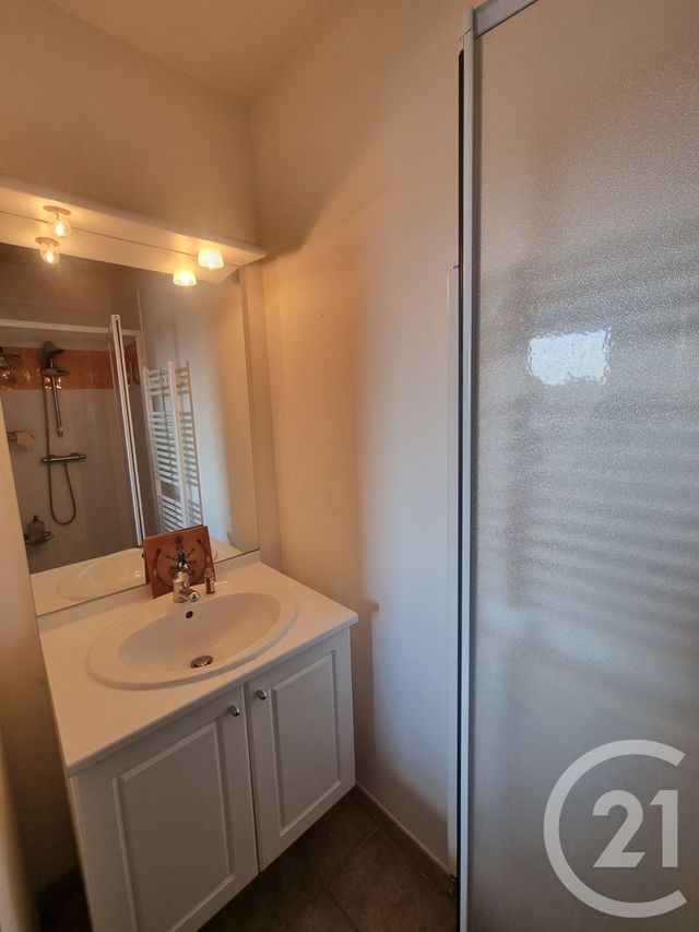 Appartement T4 &agrave; louer - 4 pi&egrave;ces - 91,90 m2 - Gaillac - 81 - MIDI-PYRENEES