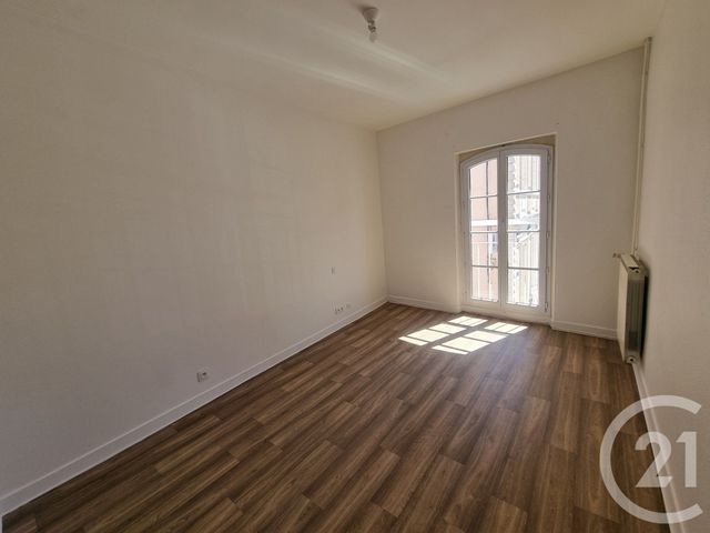 Appartement T2 &agrave; louer - 2 pi&egrave;ces - 57,14 m2 - Gaillac - 81 - MIDI-PYRENEES