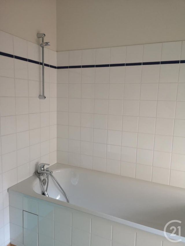 Appartement T3 &agrave; louer - 3 pi&egrave;ces - 78,58 m2 - Gaillac - 81 - MIDI-PYRENEES