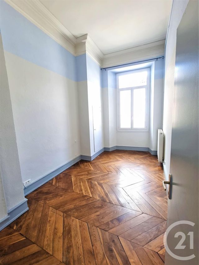 Appartement T3 &agrave; louer - 3 pi&egrave;ces - 86,44 m2 - Gaillac - 81 - MIDI-PYRENEES