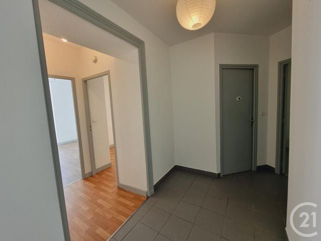 Appartement T3 &agrave; louer - 3 pi&egrave;ces - 106,36 m2 - Gaillac - 81 - MIDI-PYRENEES