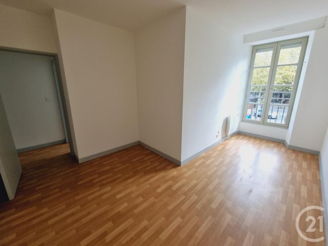Appartement T3 &agrave; louer - 3 pi&egrave;ces - 106,36 m2 - Gaillac - 81 - MIDI-PYRENEES