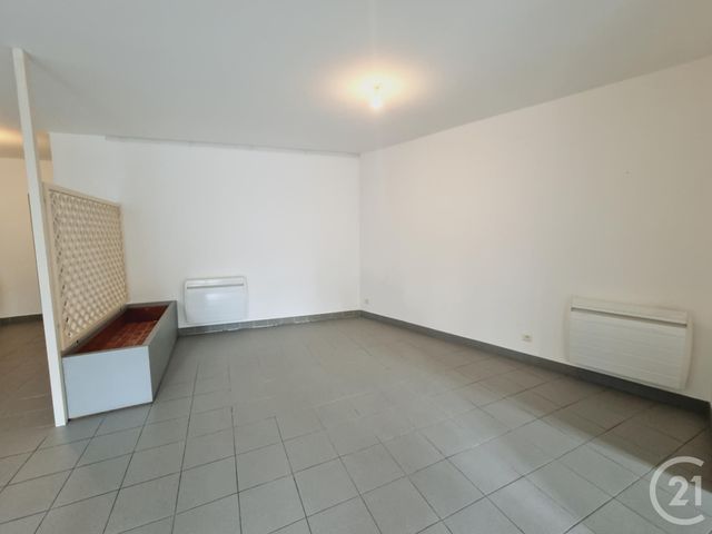 Appartement T3 &agrave; louer - 3 pi&egrave;ces - 106,36 m2 - Gaillac - 81 - MIDI-PYRENEES