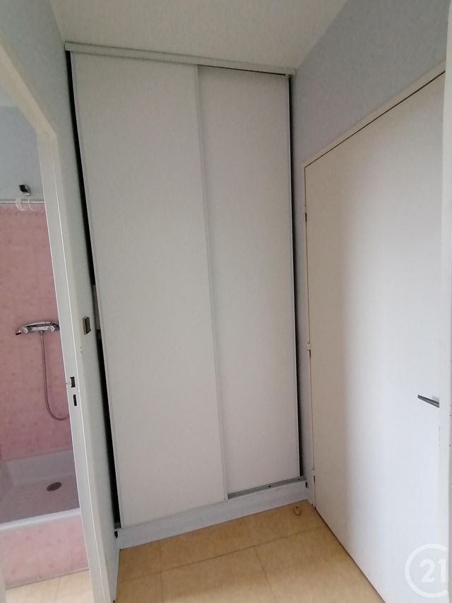 Appartement Studio &agrave; louer - 1 pi&egrave;ce - 23,58 m2 - Albi - 81 - MIDI-PYRENEES