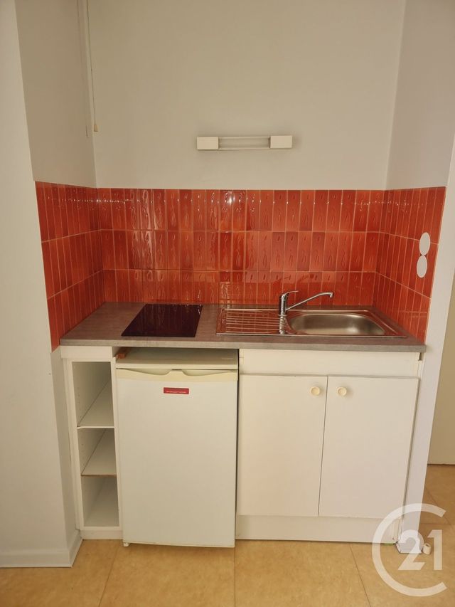 Appartement Studio &agrave; louer - 1 pi&egrave;ce - 23,58 m2 - Albi - 81 - MIDI-PYRENEES