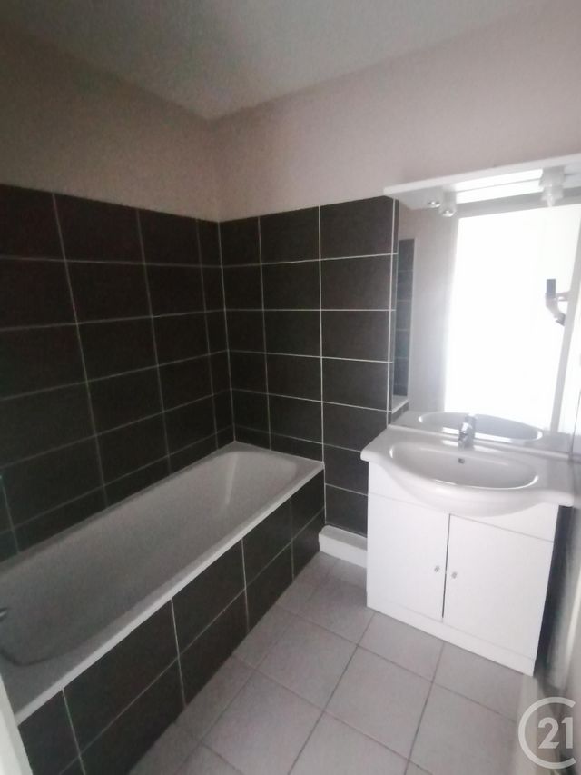 Appartement T2 &agrave; louer - 2 pi&egrave;ces - 41,47 m2 - Gaillac - 81 - MIDI-PYRENEES