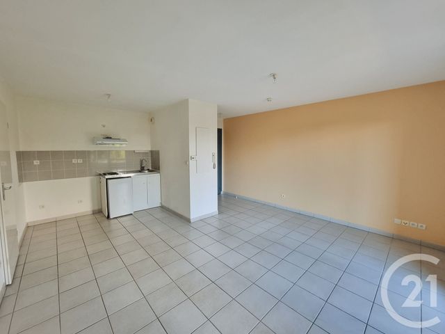 Appartement T2 &agrave; louer - 2 pi&egrave;ces - 41,47 m2 - Gaillac - 81 - MIDI-PYRENEES