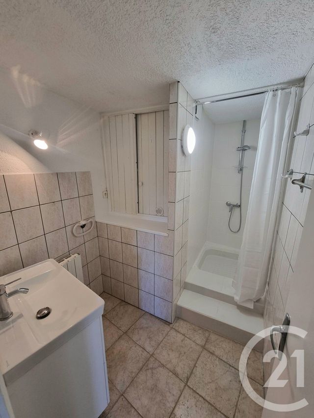 Appartement T3 &agrave; louer - 3 pi&egrave;ces - 69,07 m2 - Gaillac - 81 - MIDI-PYRENEES