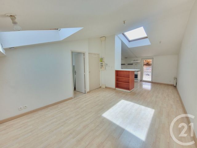 Appartement T1 &agrave; louer - 1 pi&egrave;ce - 42,89 m2 - Gaillac - 81 - MIDI-PYRENEES